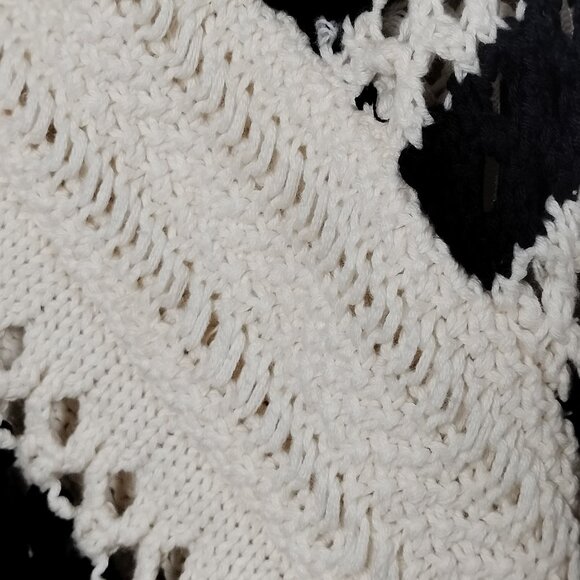 ZARA LIMITED EDITION Striped OPENWORK KNIT Boho Sweater BLACK & WHITE Size L - Picture 3 of 12
